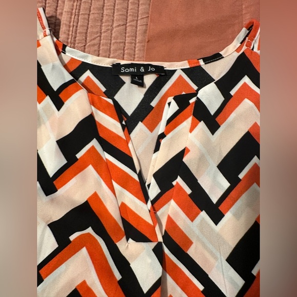 Sami & Jo Orange, Black and White Pattern Blouse - Picture 2 of 3